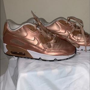 Nike rose gold air max